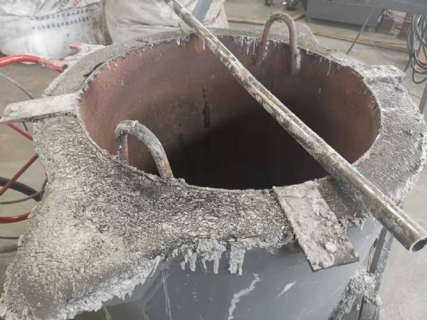 鐵水包澆注料